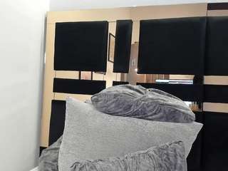 dulcelyra webcam