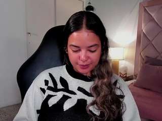 dulcelyra Live Webcam on CamSoda