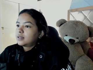 dulcelyra webcam model