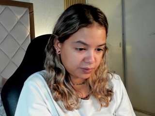 dulcelyra live webcam show