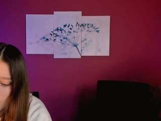 esme-moore Live Webcam on CamSoda