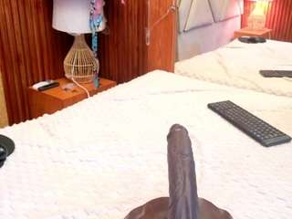ISABELLA live cam preview