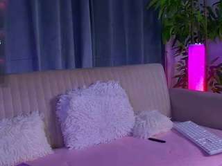 jadeedoll Live Webcam on CamSoda