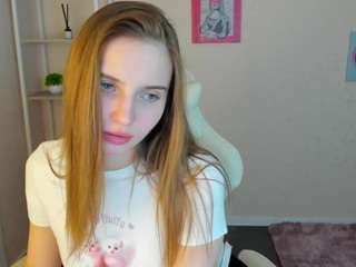 lina-reeds webcam model