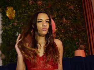 sisi-on-dee live cam profile