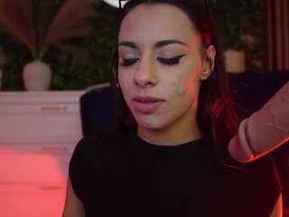sisi-on-dee
