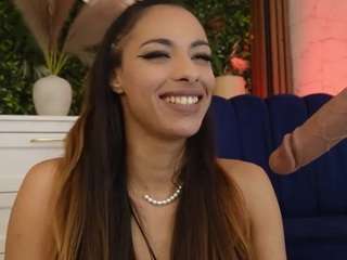 sisi-on-dee