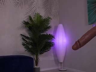SisiVonDee live webcam show