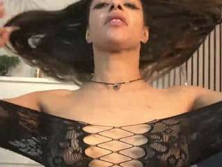 sisi-on-dee