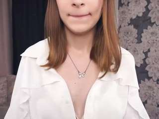trinafirlit Live Webcam on CamSoda