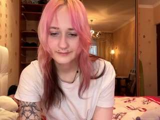 laylathompson Live Webcam on CamSoda