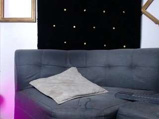 saskyadeluxxe0's live room
