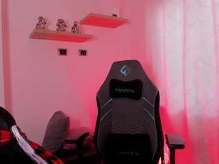 sophievelezz Live Webcam on CamSoda