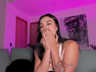 sophievelezz Live Webcam on CamSoda