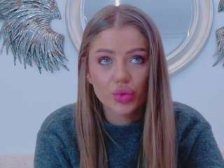 vikafever Live Webcam on CamSoda