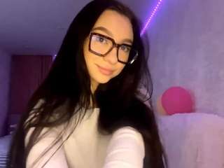 emmaflores Live Webcam on CamSoda