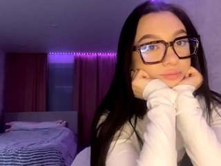 emmaflores from CamSoda