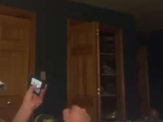 hornyslutzz21 webcam model