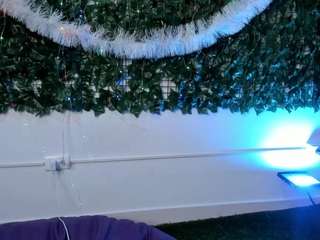 bellaarouxx Drinking live webcam