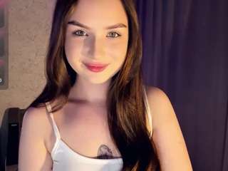 eleanorgonzalez's CamSoda show and profile