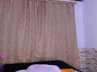 honeypussybiz webcam