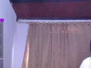 honeypussybiz webcam