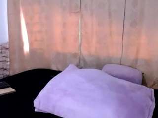 honeypussybiz webcam