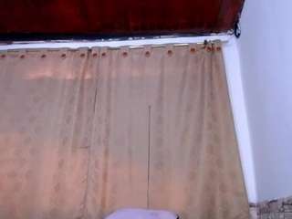 honeypussybiz webcam