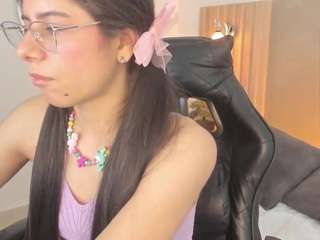 carlina-15 live webcam show