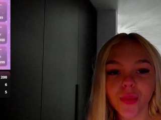 daisyabby03 webcam model