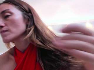 issa-bonnet's CamSoda show and profile