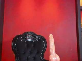 mraniiqueenbdsm live webcam show