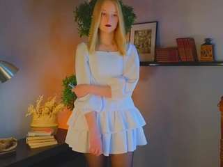 NicholleDearson