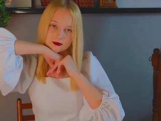 NicholleDearson