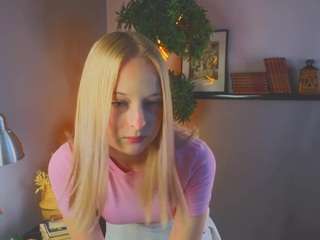 NicholleDearson