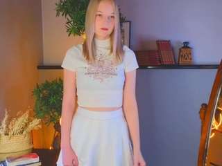 NicholleDearson