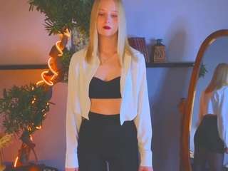 NicholleDearson
