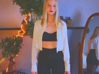 NicholleDearson
