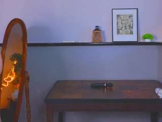 nicholledearson webcam