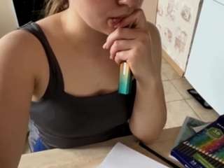 sadiejones Live Webcam on CamSoda