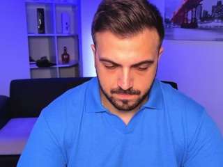 le modèle jacethorne est en webcam porno dans un show sur le site camsoda, il possède les tags suivants: armpits,german,sexting,orgasm,no smoking,no drinking,muscular,handjob,green eyes,facial piercings,bear,daddy,cock rating,caucasian,brutal,brunette hair,big cock,big balls,beardy,hd