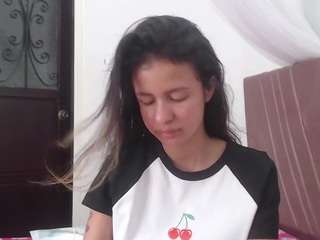 nathaly-jones live cam profile