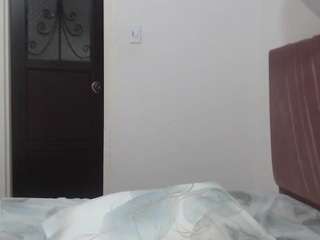 nathaly-jones live cam profile