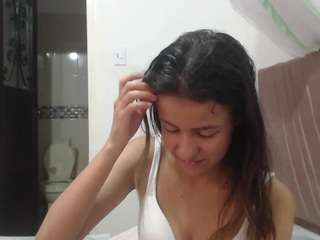 nathaly-jones's CamSoda show and profile