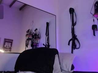 AnnaChernovaa live webcam show
