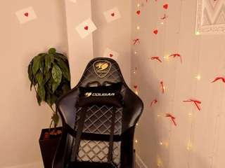 le modèle bella-wink est en webcam porno dans un show sur le site camsoda, il possède les tags suivants: blue eyes,brown hair,cum in pussy,cum on pussy,curvy,doggy style,large tits,no drinking,no smoking,orgasm,sex toys,striptease,tattoos,hd