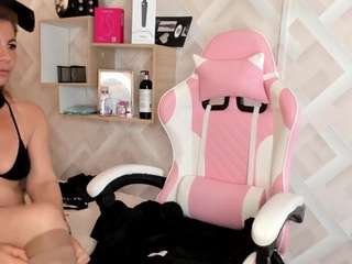  clhoee-johnson chat room