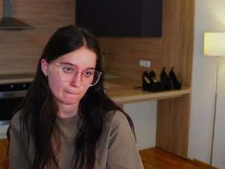 dorettaemge Live Webcam on CamSoda