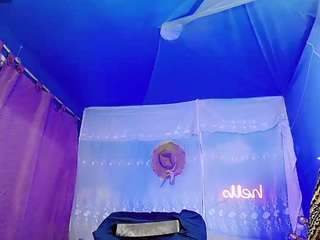 Lilith-12 live webcam show