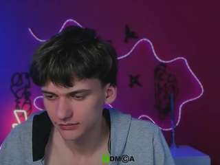 rico-steel's CamSoda show and profile